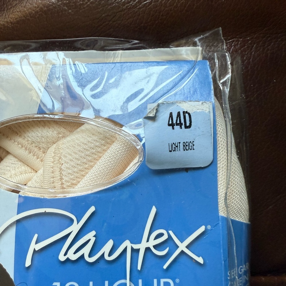 Playtex Light Beige 18 Hour Bra - Picture 2 of 4